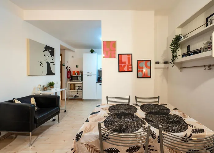 Mia House דירה
